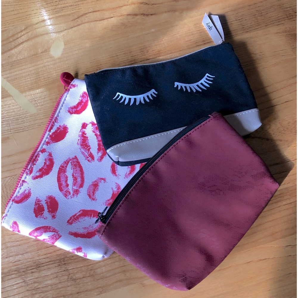3 new Ipsy travel bags for $15.00